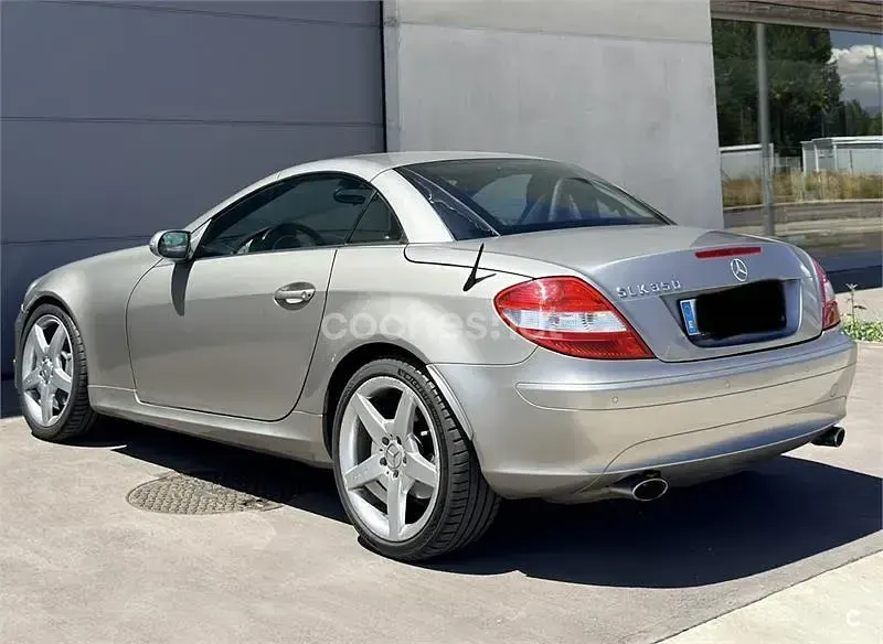 Usado Mercedes SLK350 272 CV (200 kW) 2008 Gris / plata Descapotable