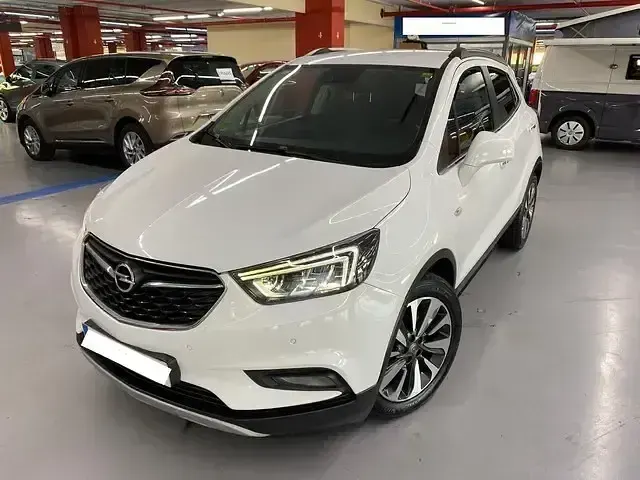 Usado Opel Mokka Innovation 140 HP (102 kW) 2019 Branco SUV
