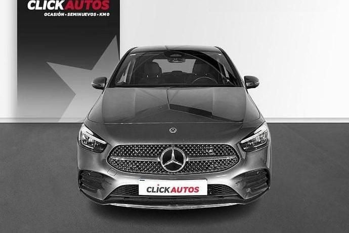 Usado Mercedes 180 AMG Line Premium 116 CV (85 kW) 2023 Berlina