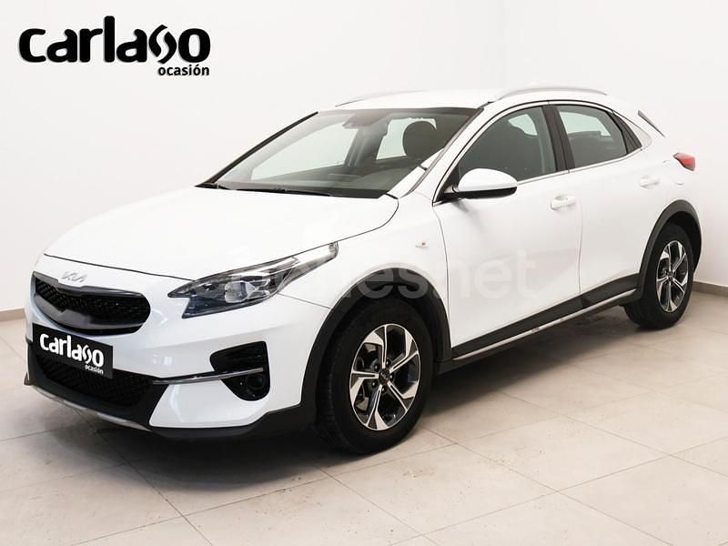 Usado Kia XCeed 136 CV (100 kW) 2022 Blanco SUV