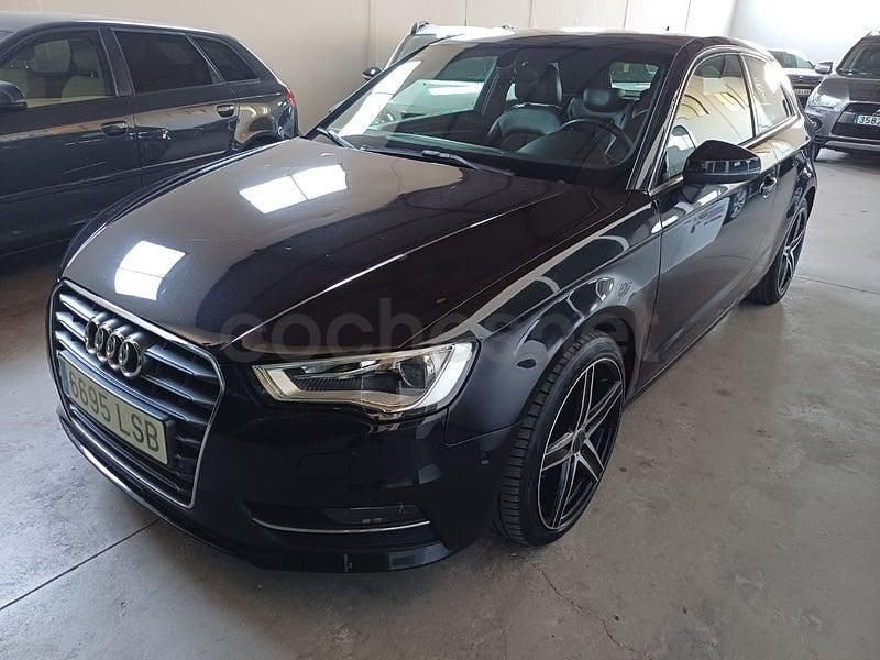 Usado Audi A3 Ambiente 122 CV (89 kW) 2013 Negro Berlina