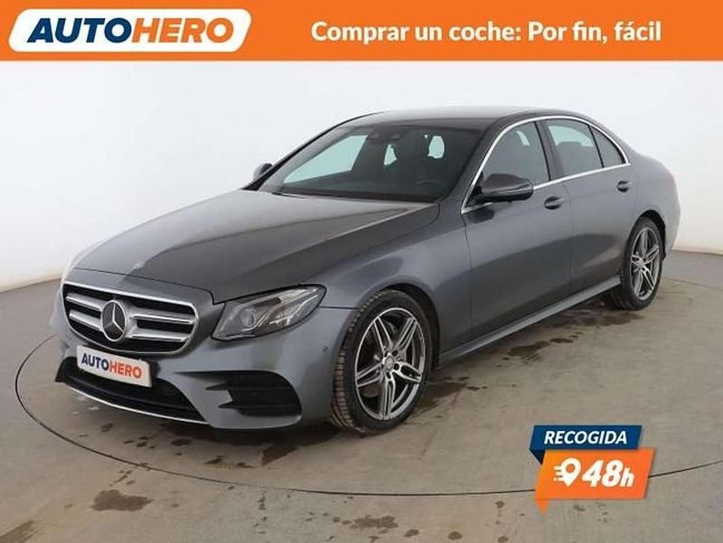 Usado Mercedes E220 AMG line 196 CV (144 kW) 2016 Gris Berlina