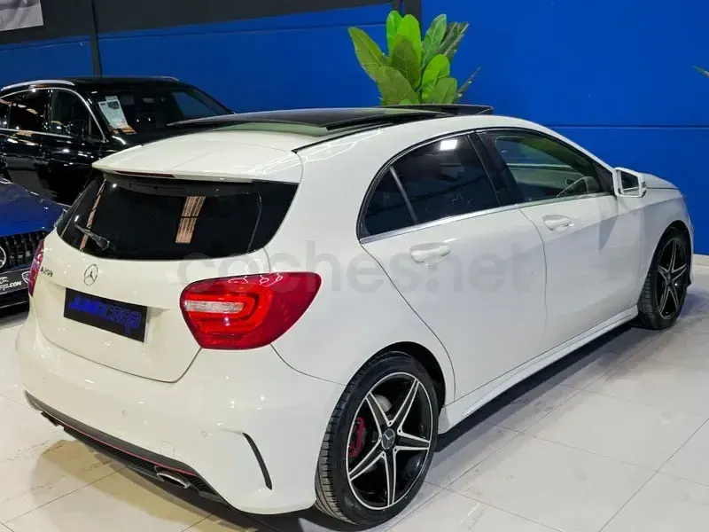 Usado Mercedes A250 AMG line 211 CV (155 kW) 2014 Blanco Utilitario