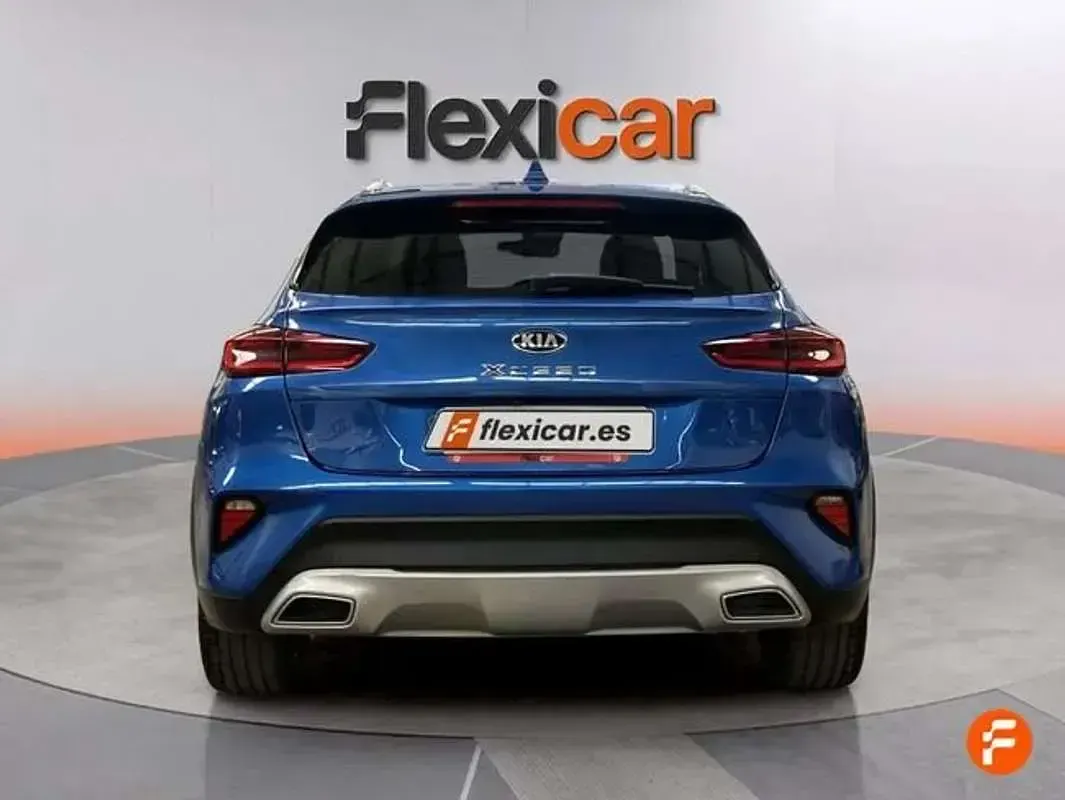 Usado Kia XCeed 140 CV (102 kW) 2020 Azul SUV