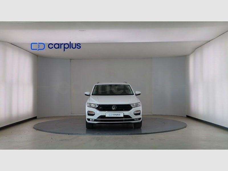 Usado VW T-Roc Advance 110 CV (80 kW) 2022 Blanco puro SUV