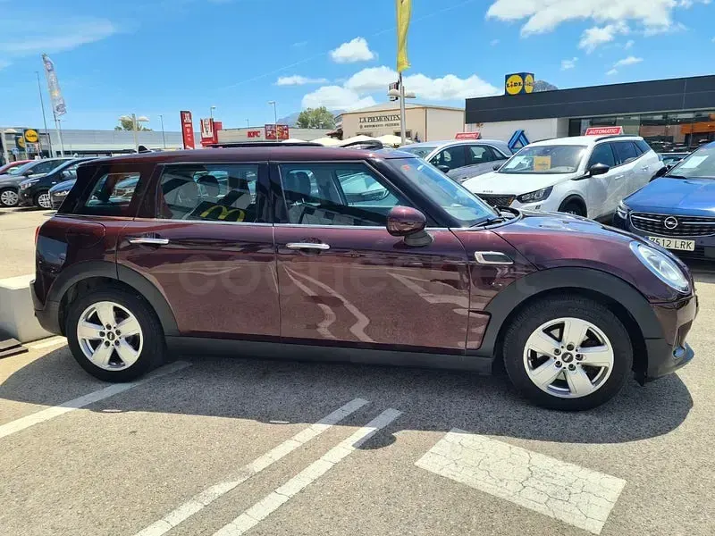 Usado Mini Cooper Clubman 136 CV (100 kW) 2017 Granate Familiar