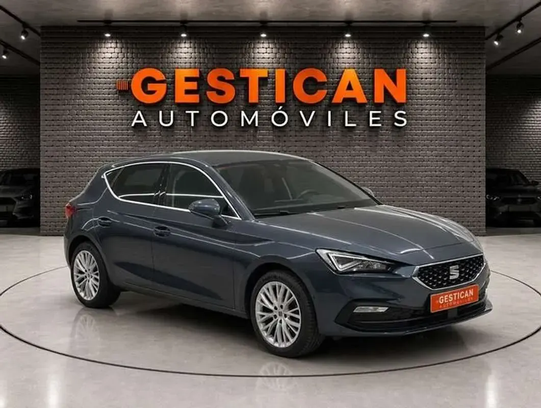 Usado Seat Leon XCELLENCE 205 CV (150 kW) 2022 Gris Utilitario