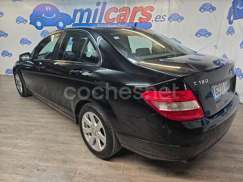 Usado Mercedes C180 Elegance 156 CV (114 kW) 2009 Negro Berlina