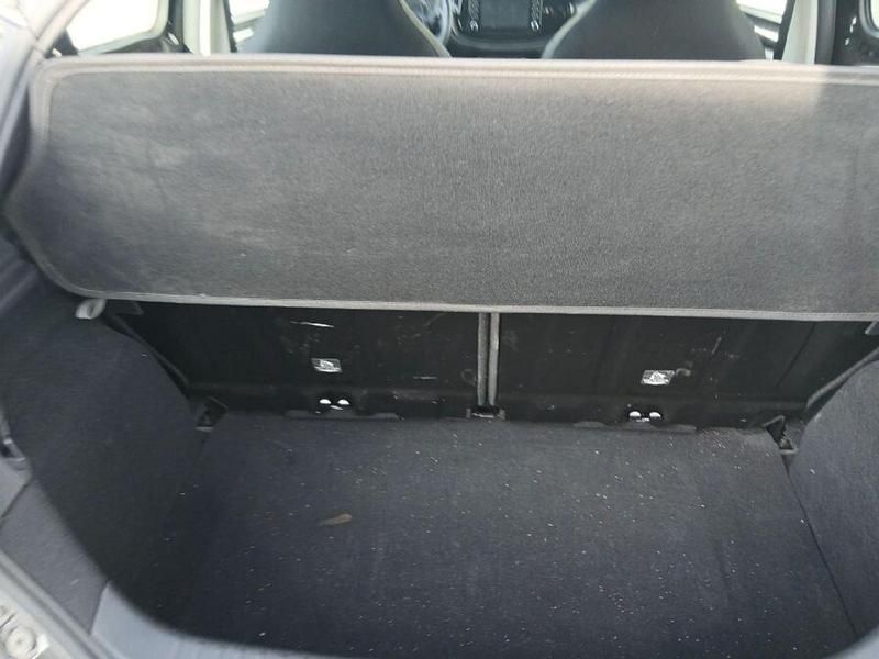 Usado Toyota Aygo X Play 72 CV (52 kW) 2022 Negro SUV