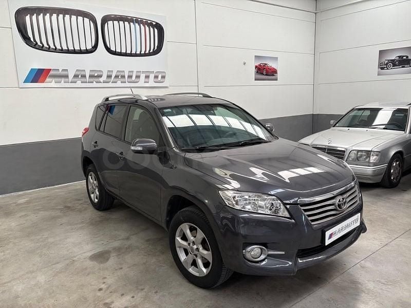 Usado Toyota RAV4 Executive 150 CV (110 kW) 2012 Gris / plata SUV
