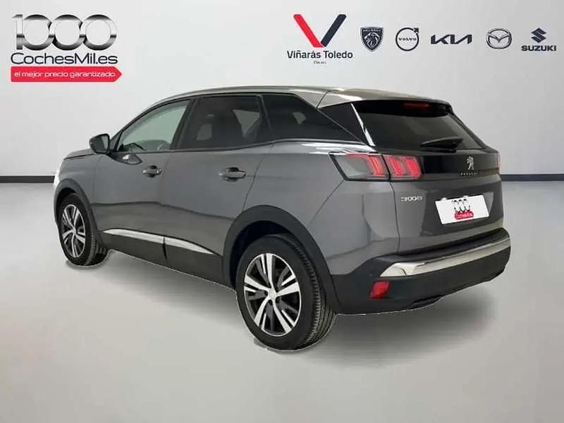 Usado Peugeot 3008 Allure 131 CV (96 kW) 2022 Gris SUV