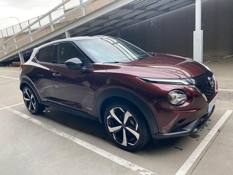Usado Nissan Juke Tekna 143 CV (105 kW) 2023 Rojo oscuro SUV