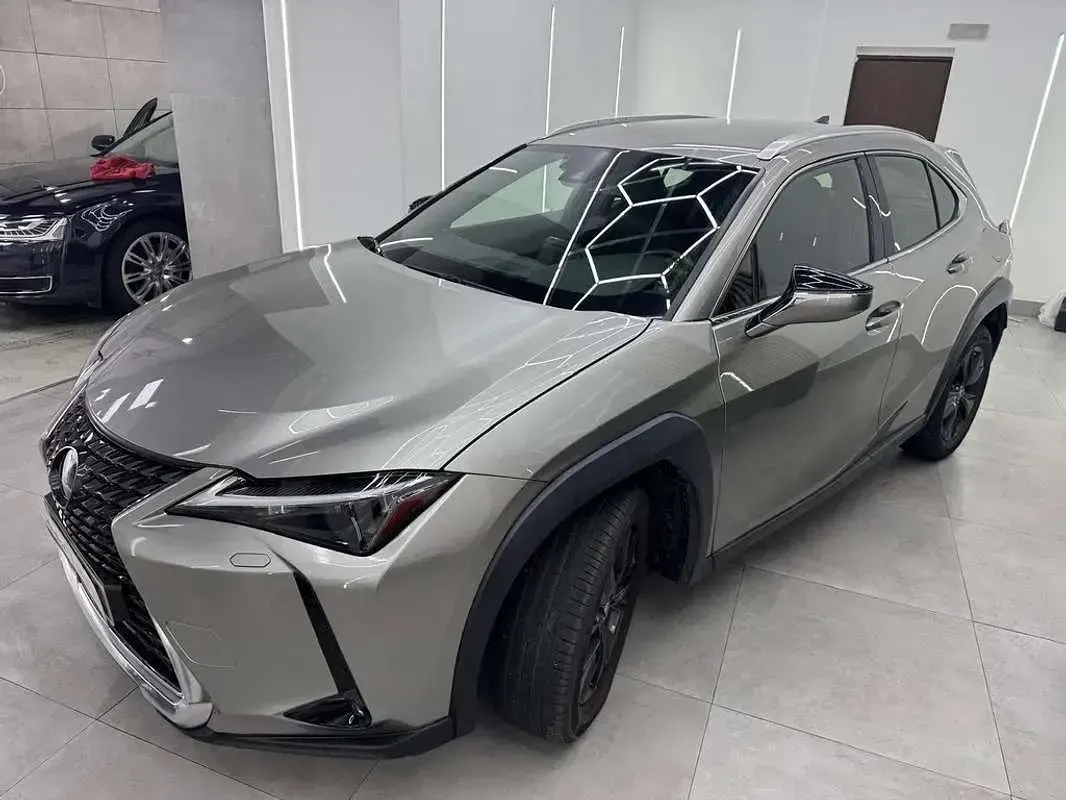 Usado Lexus UX 250h Business Edition 184 CV (135 kW) 2022 Gris SUV
