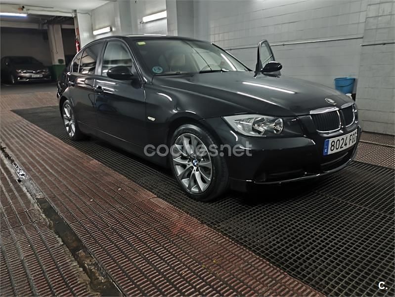 Usado BMW 320 150 CV (110 kW) 2006 Negro Berlina