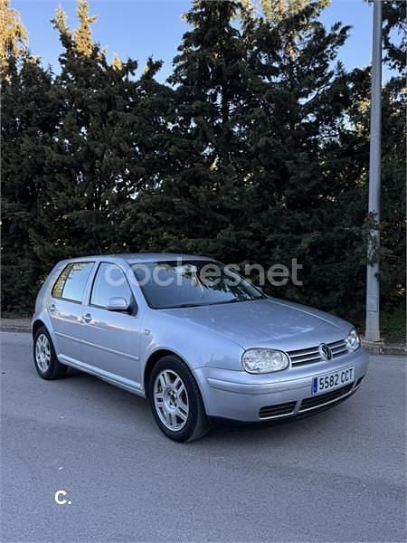 Usado VW Golf IV 110 CV (80 kW) 2002 Gris / plata Familiar
