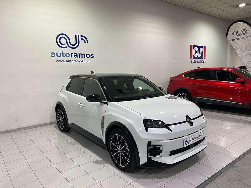 Usado Renault R5 Iconic 110 kW (150 CV) 2024 Blanco Utilitario