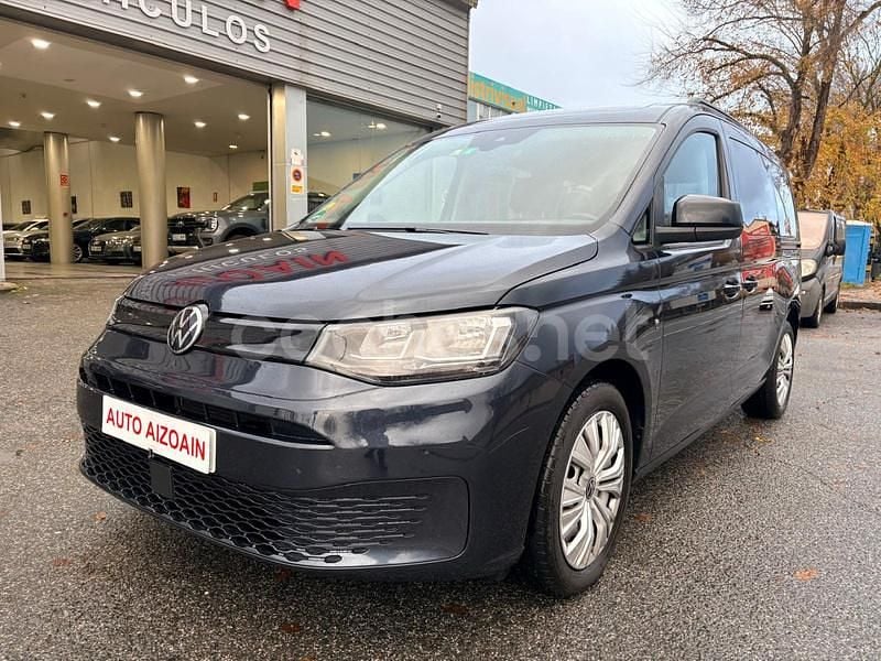 Usado VW Caddy Maxi 122 CV (89 kW) 2021 Azul Monovolumen