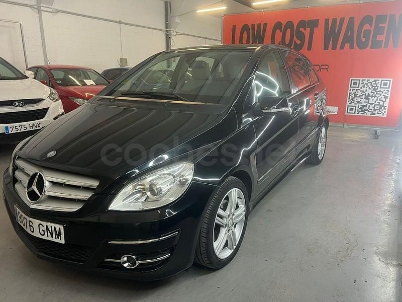 Usado Mercedes B180 Sport Edition 109 CV (80 kW) 2009 Negro Monovolumen