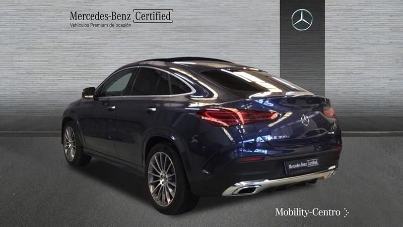 Usado Mercedes GLE300 AMG line 269 CV (197 kW) 2024 Azul cavansita SUV