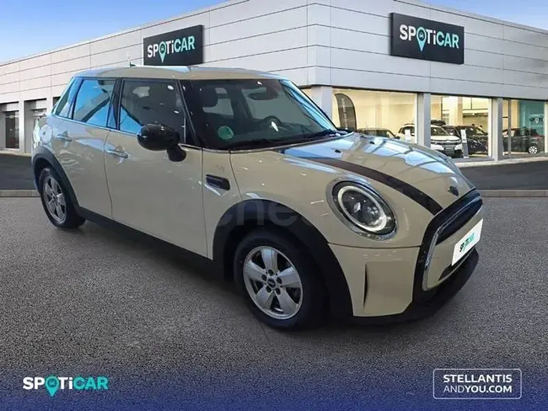 Usado Mini Cooper 136 CV (100 kW) 2021 Beige Utilitario