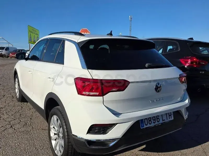 Usado VW T-Roc Advance 115 CV (84 kW) 2021 Blanco SUV