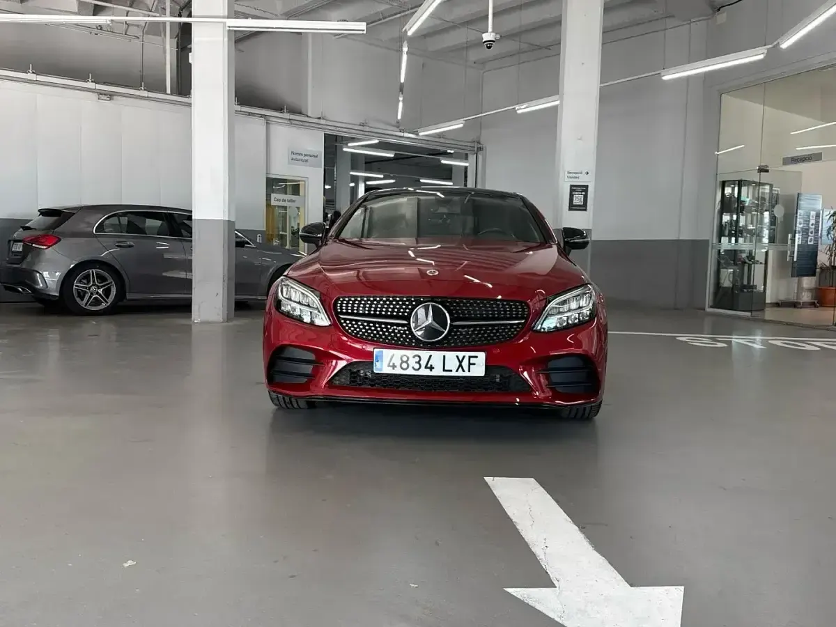 Usado Mercedes C200 184 CV (135 kW) 2022 Rojo jacinto Coupe