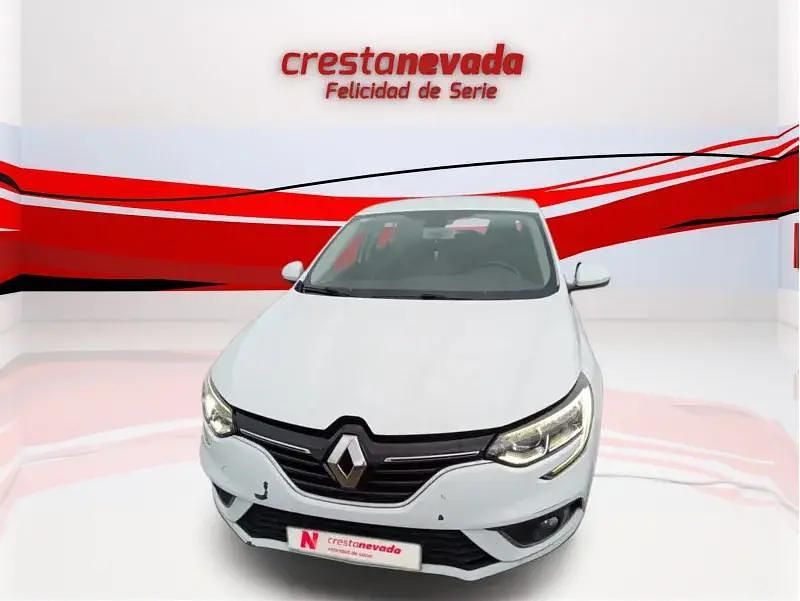 Usado Renault Mégane IV Business 115 CV (84 kW) 2020 Blanco Berlina
