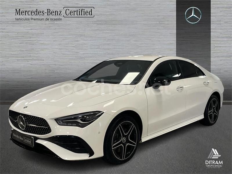 Blanco Usado 2024 Mercedes CLA250e Berlina | 42.900 € (Un poco caro) - Imagen 1/4