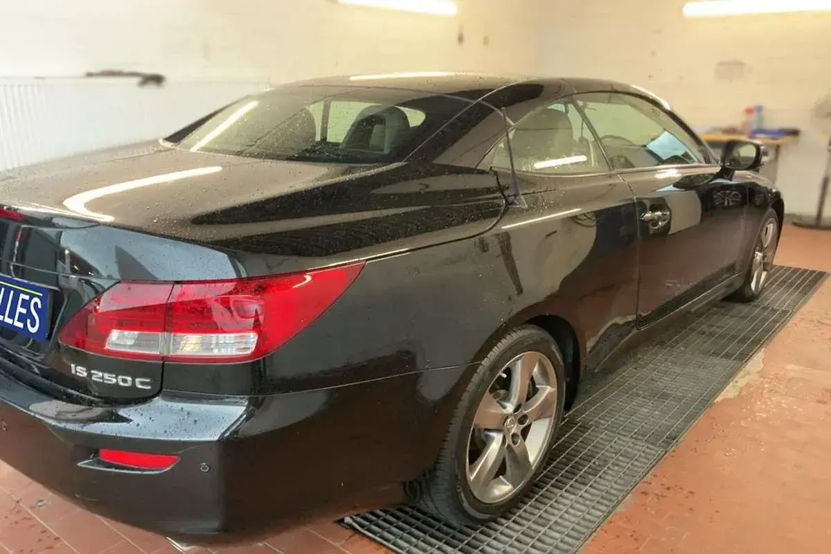 Usado Lexus IS250 Luxury Line 208 CV (152 kW) 2013 Negro Descapotable