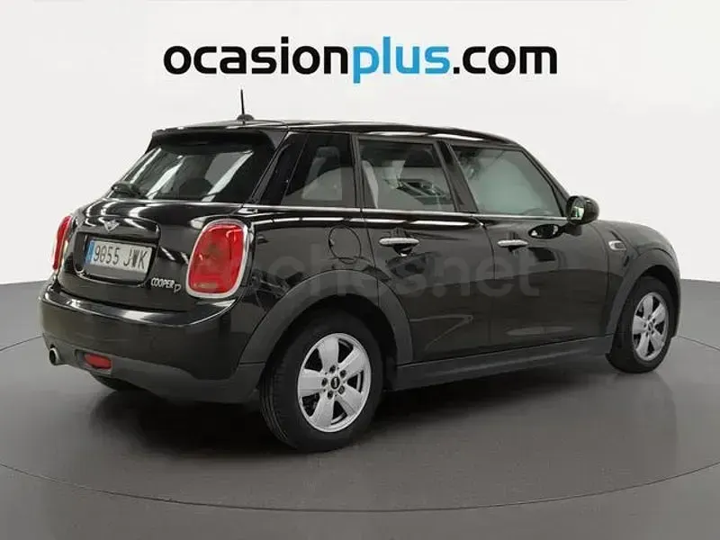 Usado Mini Cooper D 116 CV (85 kW) 2017 Negro Utilitario