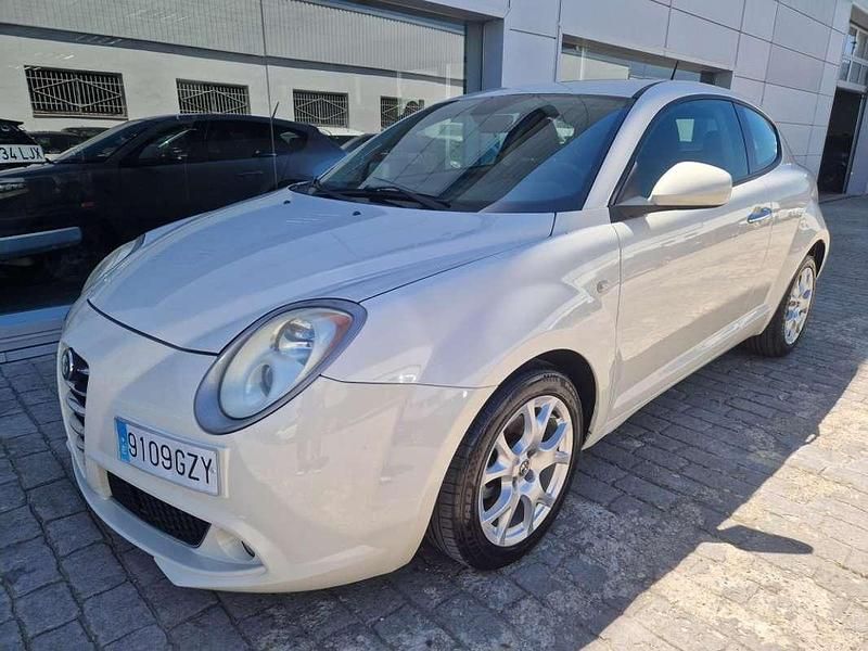 Usado Alfa Romeo MiTo Progression 95 CV (69 kW) 2010 Blanco Utilitario
