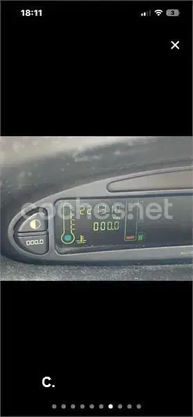Usado Citroën Xsara Picasso 90 CV (66 kW) 2003 Gris / plata Monovolumen