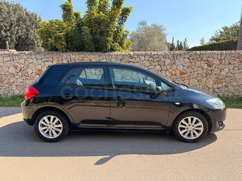 Usado Toyota Auris Sol 126 CV (92 kW) 2007 Negro Utilitario