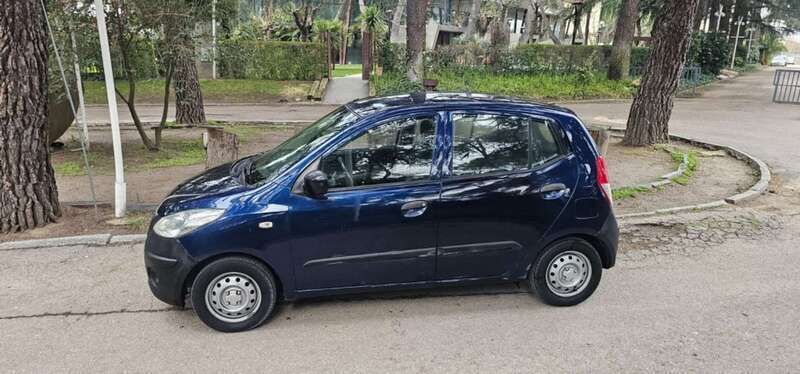 Azul Usado 2012 Hyundai i10 Comfort Utilitario | 4500 € (Precio justo) - Imagen 1/4