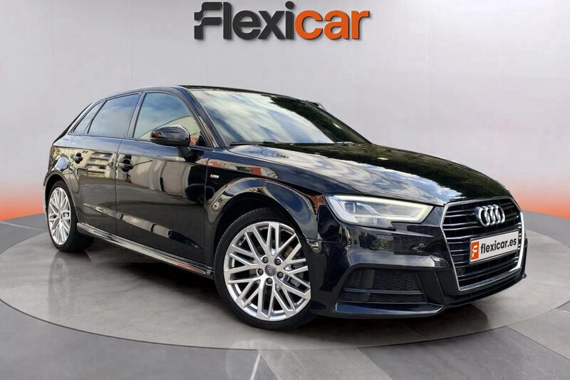 Negro Usado 2018 Audi A3 Sportback Attraction Berlina | 19.790 € (Precio justo) - Imagen 1/4