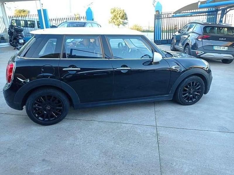 Usado Mini Cooper 136 CV (100 kW) 2019 Negro Utilitario
