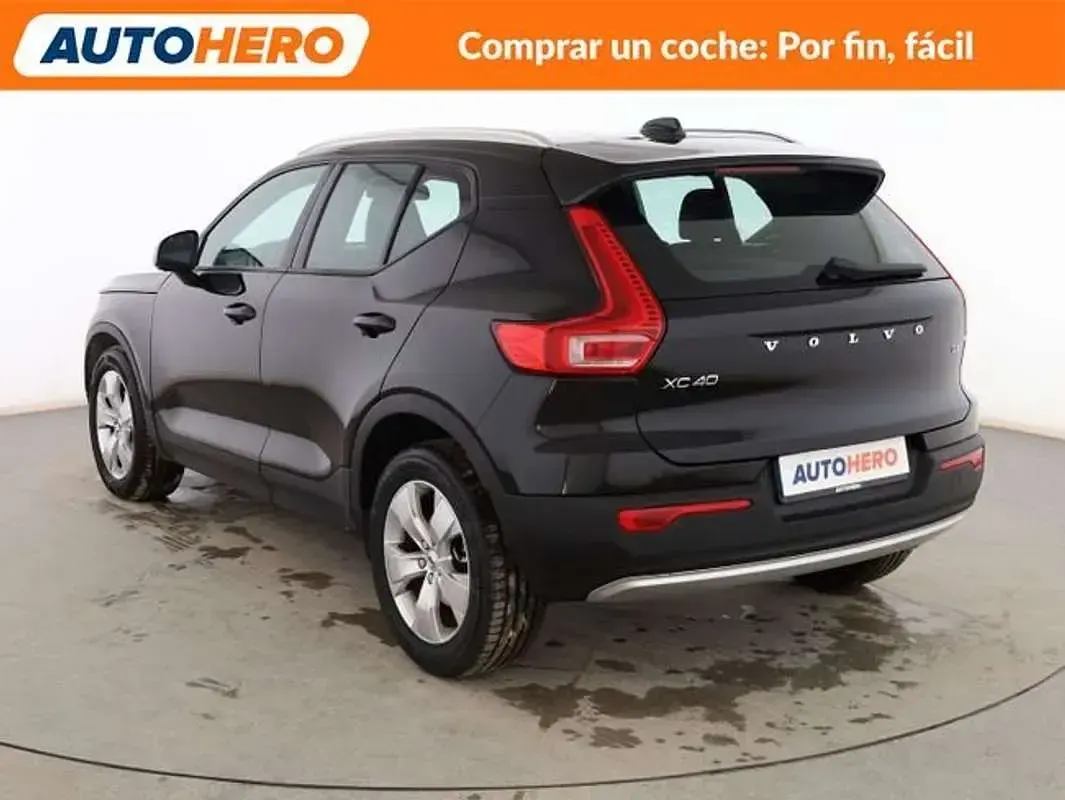 Usado Volvo XC40 Momentum 190 CV (139 kW) 2018 Negro SUV