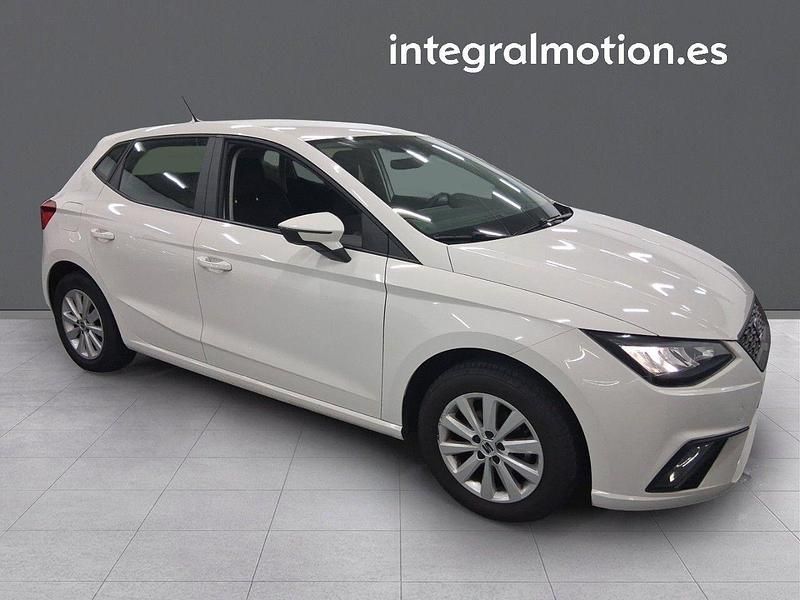 Usado Seat Ibiza Reference 80 CV (58 kW) 2023 Blanco Berlina