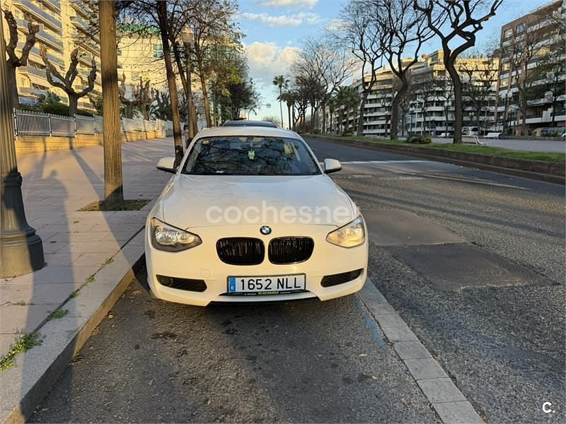 Usado BMW 114 102 CV (75 kW) 2013 Blanco Utilitario