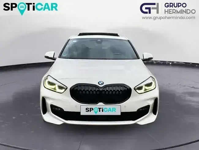 Usado BMW 120 Sport Line 190 CV (139 kW) 2022 Blanco Utilitario