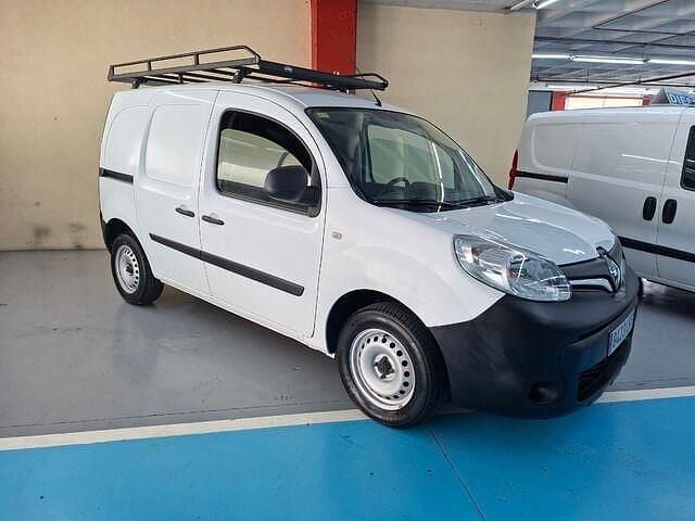 Usado Renault Kangoo 80 CV (58 kW) 2020 Blanco Monovolumen