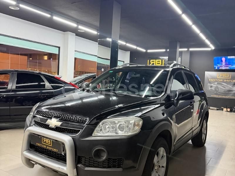 Negro Usado 2008 Chevrolet Captiva LS SUV | 5190 € (Precio justo) - Imagen 1/4