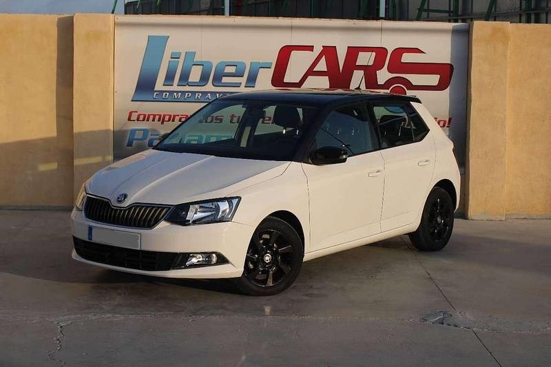Blanco Usado 2016 Skoda Fabia Style Utilitario | 11.490 € (Precio justo) - Imagen 1/4