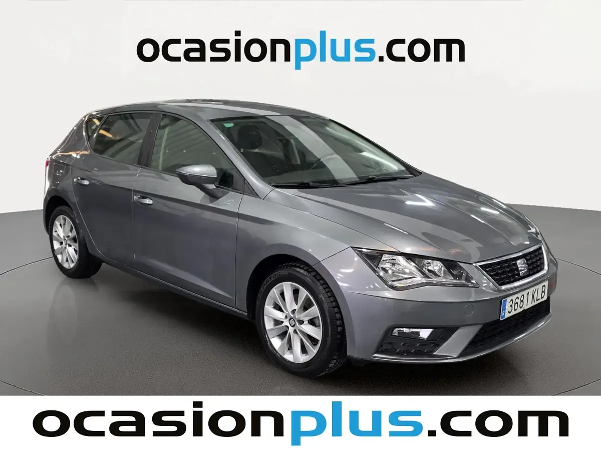 Usado Seat Leon Style 116 CV (85 kW) 2018 Gris Utilitario