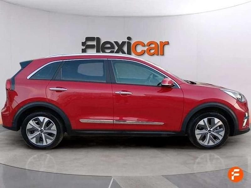 Usado Kia e-Niro 150 kW (204 CV) 2021 Rojo SUV