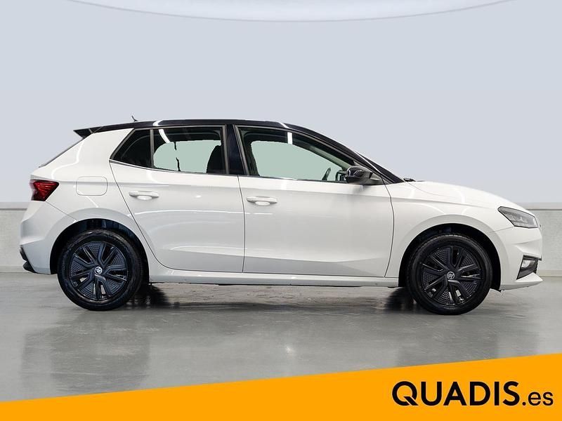 Usado Skoda Fabia Style 95 CV (69 kW) 2023 Blanco