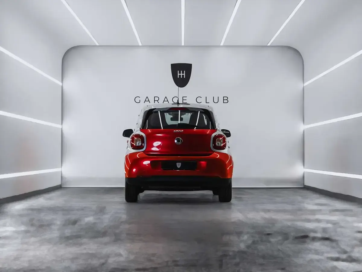 Usado Smart ForFour Passion 90 CV (66 kW) 2016 Rojo Utilitario