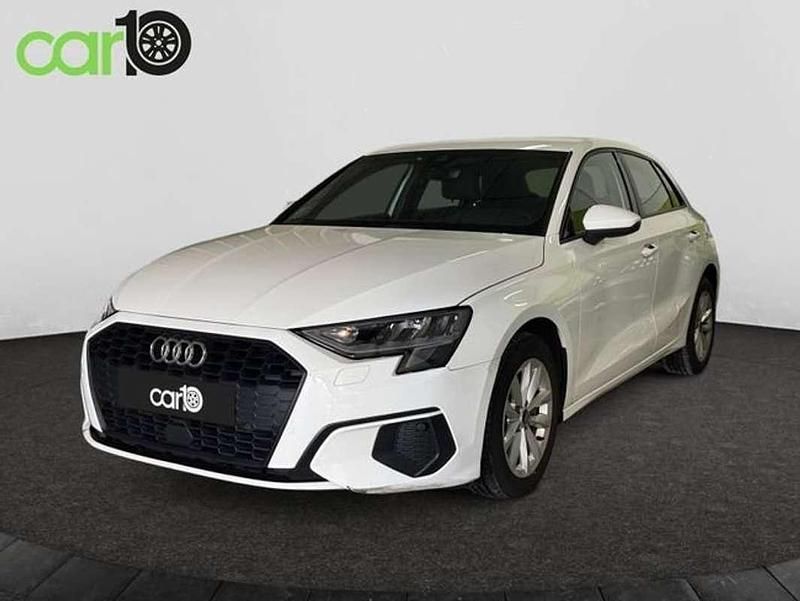 Usado Audi A3 Premium 110 CV (80 kW) 2021 Blanco Berlina