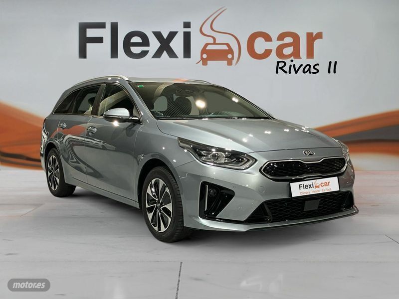 Gris Usado 2020 Kia Ceed Familiar | 21.990 € (Caro) - Imagen 1/4