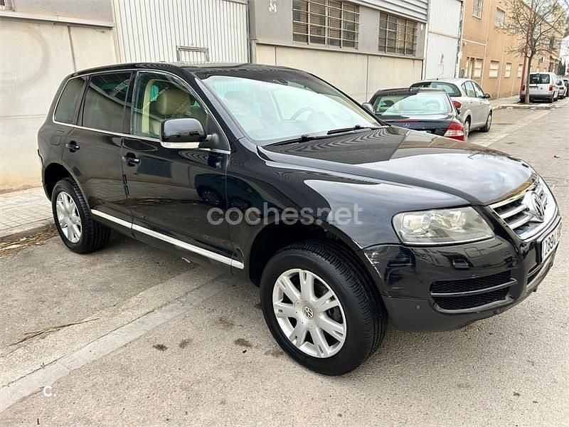 Usado VW Touareg R 174 CV (127 kW) 2006 Negro SUV